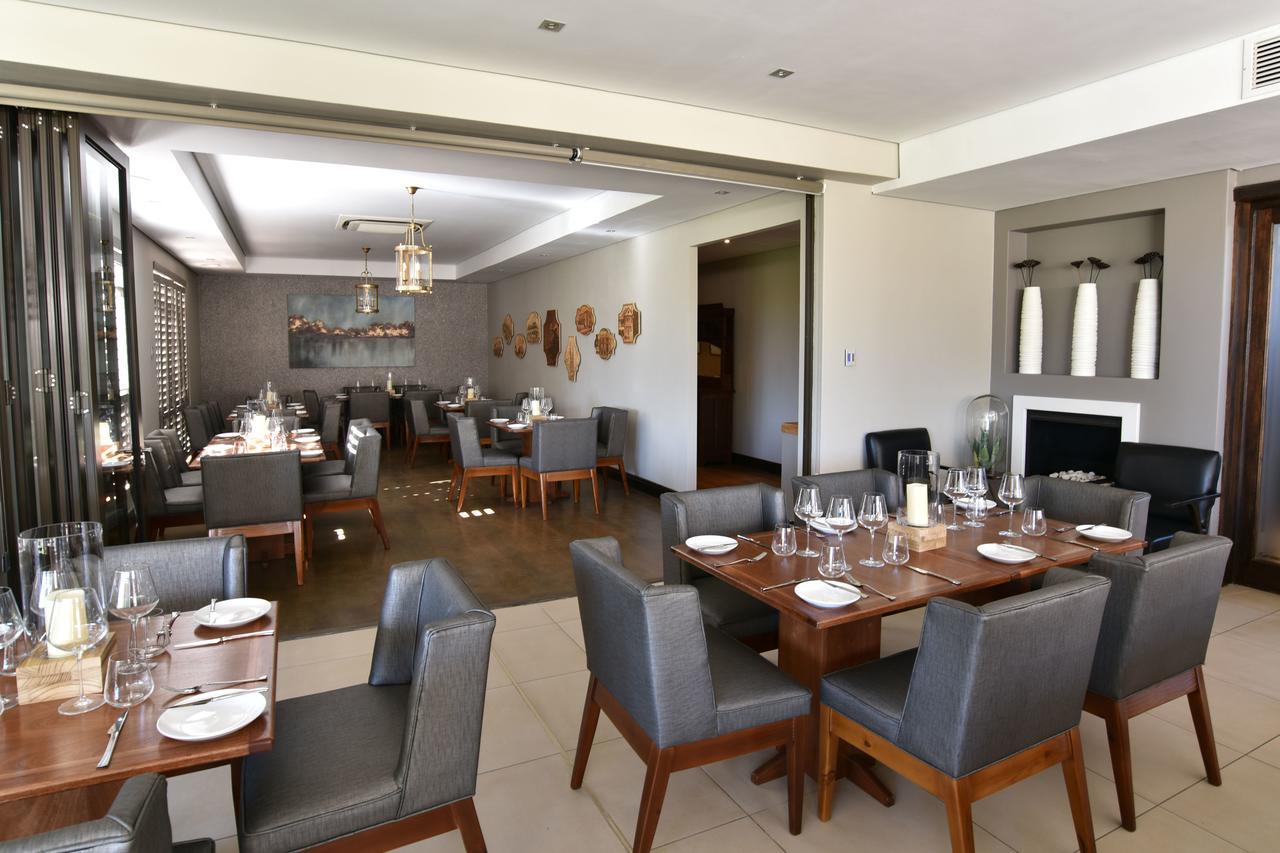 Tredenham Boutique Hotel Bloemfontein Exterior photo The interior of the restaurant